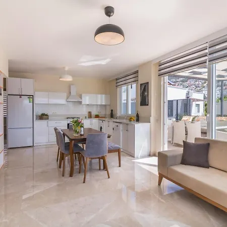 Pearl Apartament *
